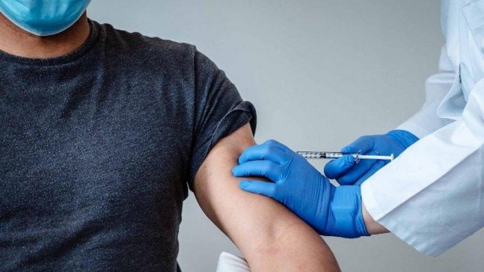 İki doz aşı yaptıranların sayısı 20 milyonu aştı