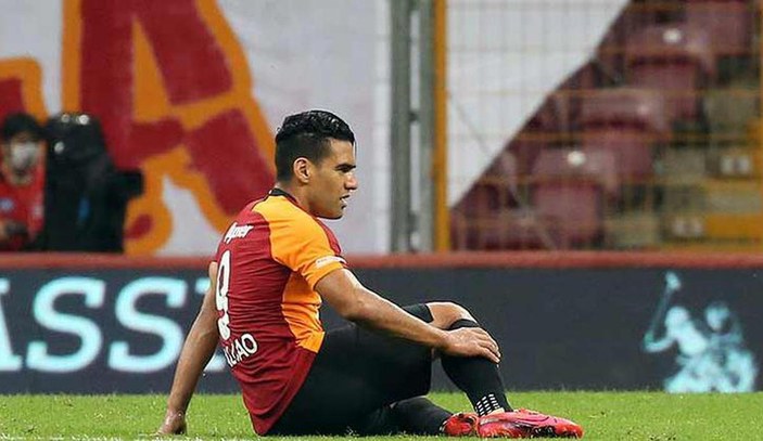 Galatasaray'da Radamel Falcao sakatlandı