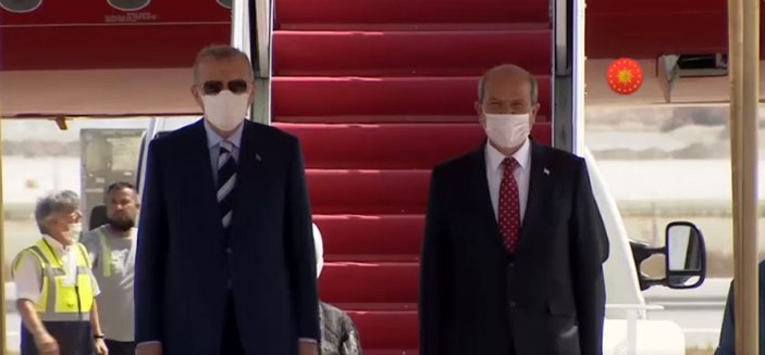 Cumhurbaşkanı Erdoğan, Kıbrıs'a indi