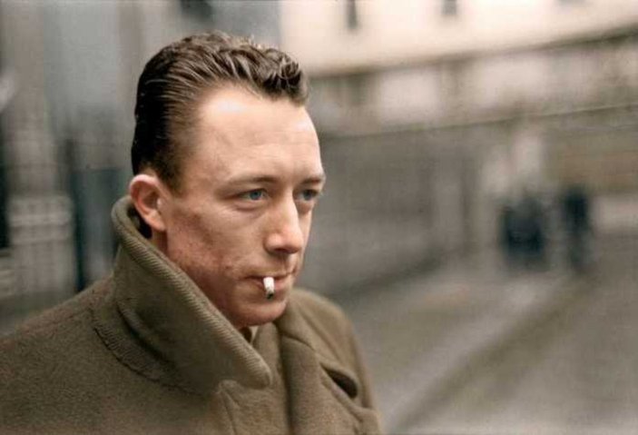 Albert Camus'un topluma duyarsız kaldığı romanı: Yabancı