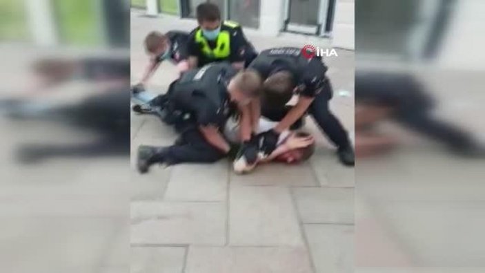 Almanya'da 4 polis, bir şahsı dakikalarca yumruklayarak gözaltına aldı
