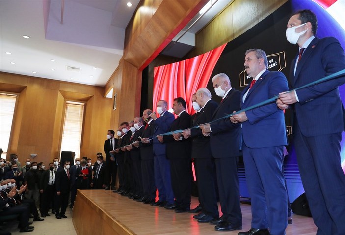 Cumhurbaşkanı Erdoğan, Lefkoşa'da toplu açılış ve temel atma törenine katıldı