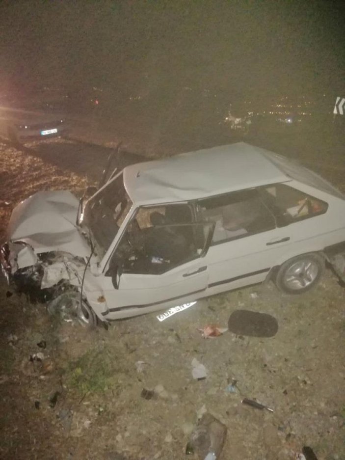 Tokat'ta iki otomobilin çarpışması sonucu 7 kişi yaralandı