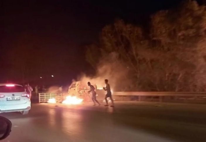 İzmir'de kamyonette yangın çıktı: 1 ölü