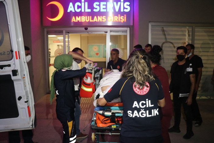Erzincan'da otomobil ile traktör çapıştı: 1 ölü 5 yaralı