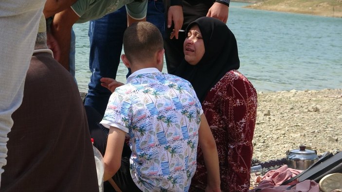 Bursa'da baraj gölüne giren 3 çocuğunu kurtardı, kendisi boğuldu