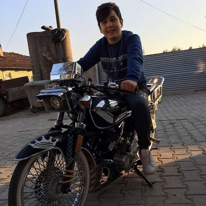 Sakarya'da traktörün kontrolünü kaybeden genç hayatını kaybetti
