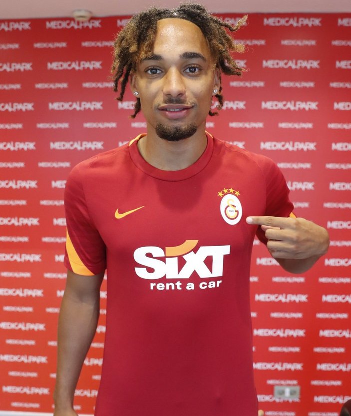 Sacha Boey, Galatasaray Müzesi'ni gezdi