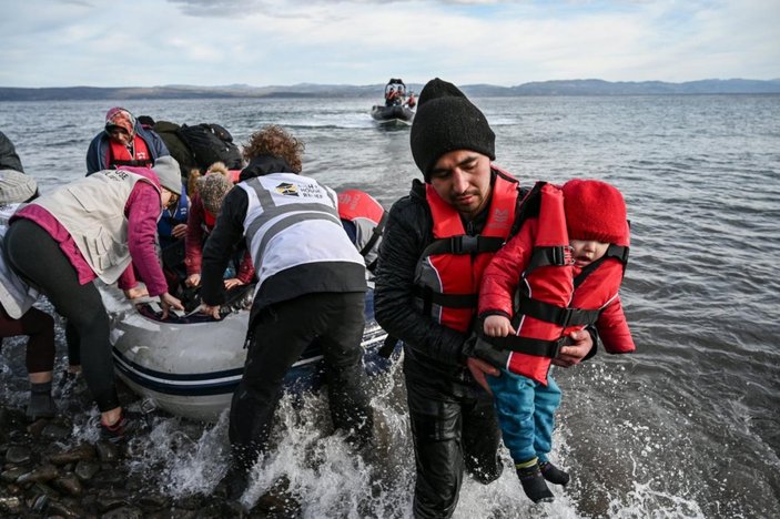 Yunanistan'dan AB'ye: Türkiye, göçmenleri kabul etmiyor