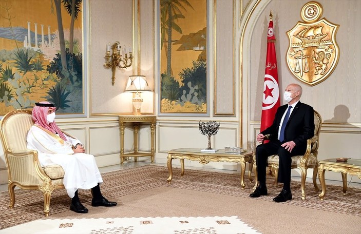 Suudi Arabistan: Tunus'ta yaşananlara saygı duyuyoruz