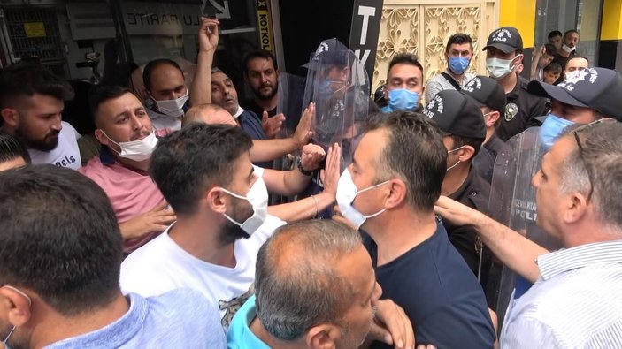 Tokat’ta sahte marka operasyonunda esnafla polis arasında arbede