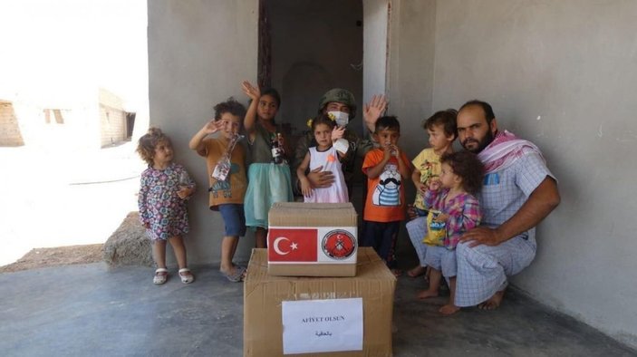 TSK, Barış Pınarı bölgesindeki yardımlarını sürdürüyor