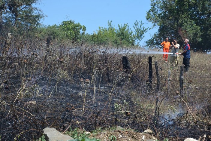 Sinop’ta bahçesindeki çöpleri yakarken yangın çıkardı