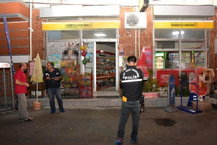 İzmir'de kavga sırasında iş arkadaşının karısını bıçakladı