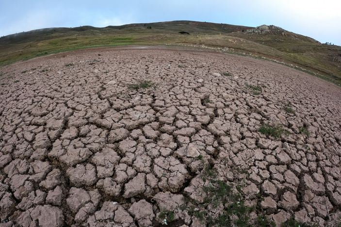 i Gümüşhane'deki Dipsiz Göl, tamamen kurudu