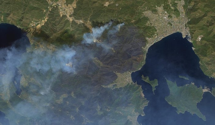 Göktürk uyduları, Manavgat ve Marmaris'teki orman yangınlarını görüntüledi