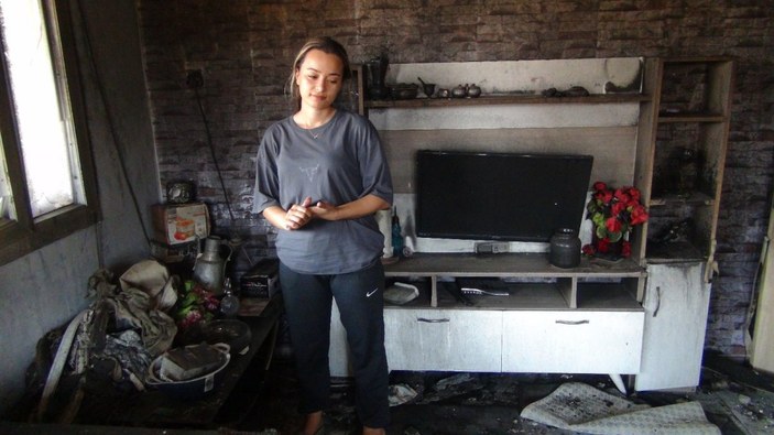 Mersin'de genç kızın çeyizi yangında kül oldu