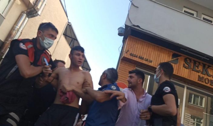 İ Bursa'da husumetlilerinin kurşun yağdırdığı şahıs hastanede hayatını kaybetti