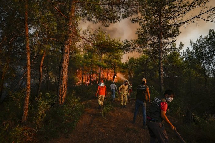 Mahsun Kırmızıgül: Orman yangınlarında askerler neden kışlada