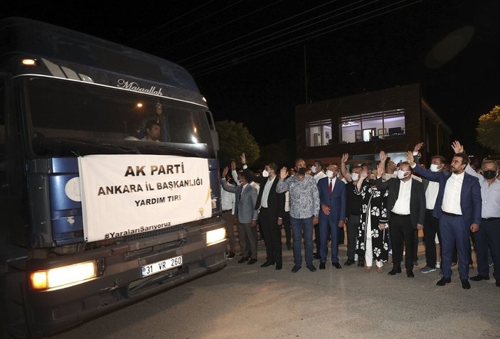 AK Parti Ankara İl Başkanlığı'ndan yangın bölgelerine 21 tır yardım
