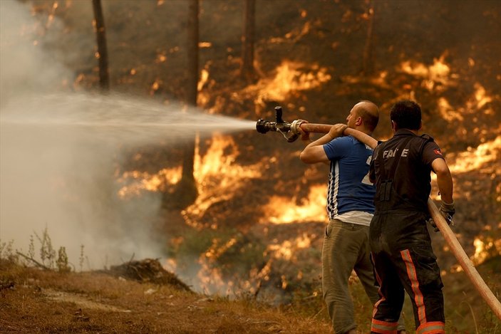 Antalya'da yangında yaralanan 598 kişi taburcu edildi