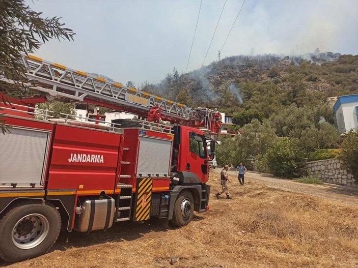 Jandarma'dan yangınlara 2 bin 310 personelle müdahale