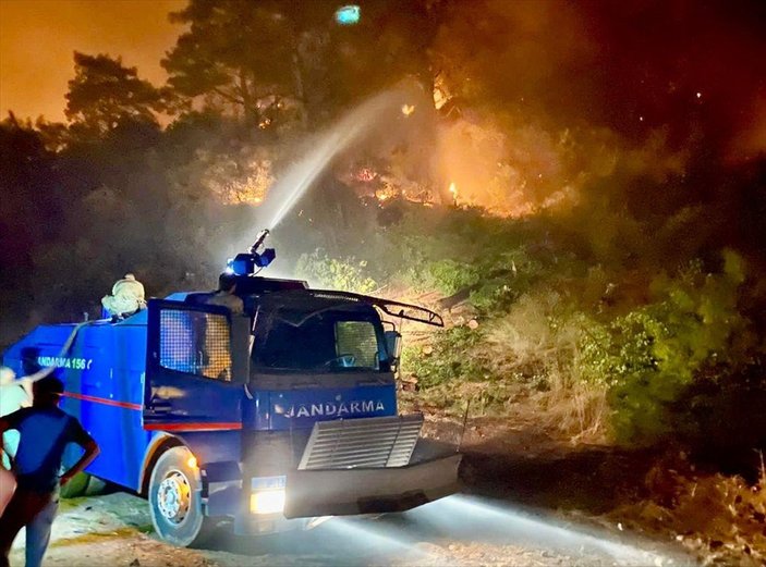 Jandarma'dan yangınlara 2 bin 310 personelle müdahale