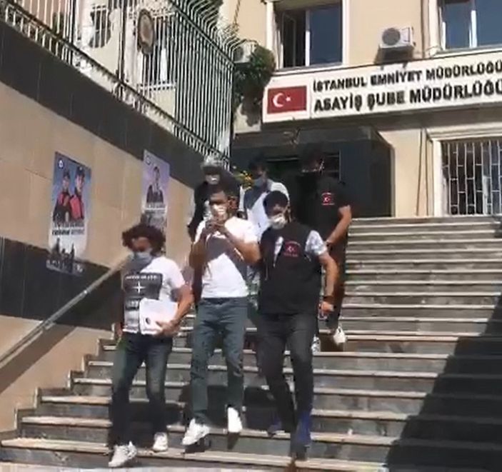 d Avcılar’da cinayet şüphelisi kardeşler yakalandı