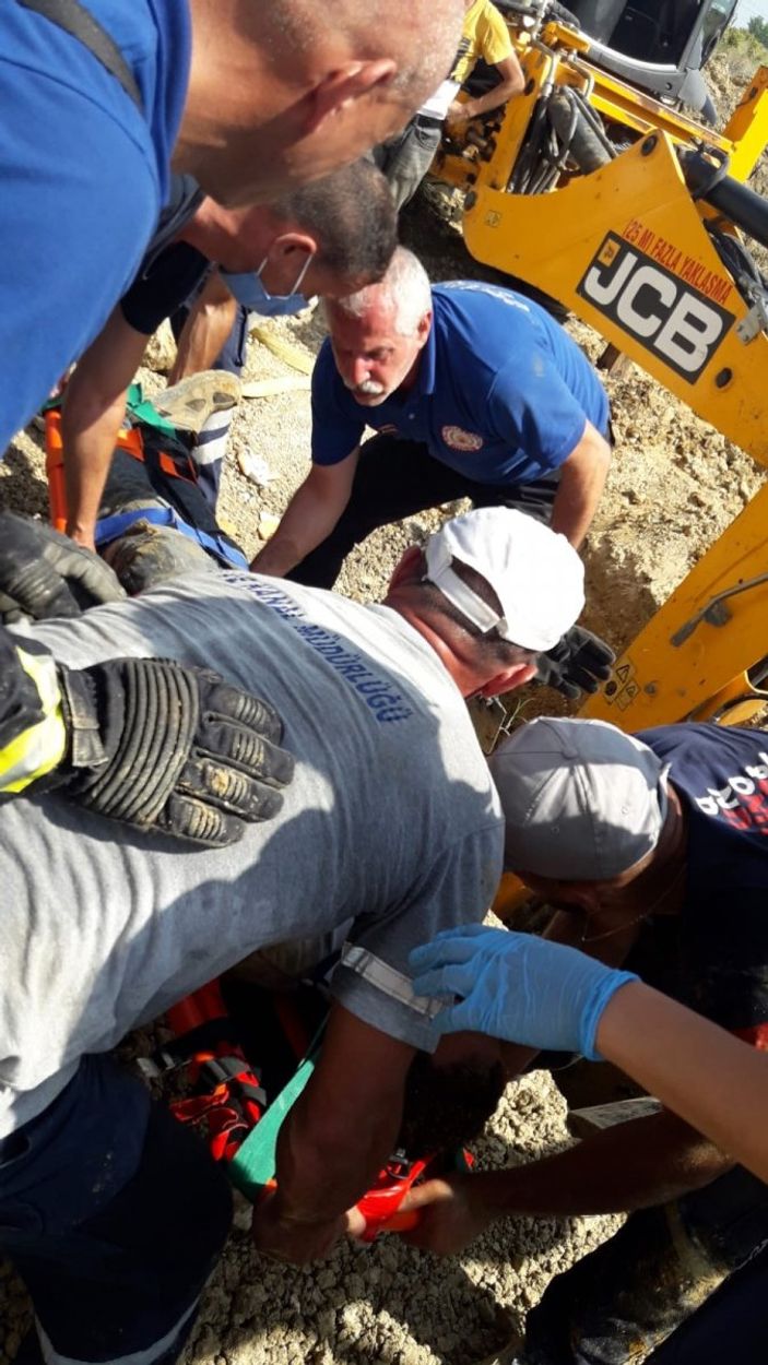 Yalova'da göçüğe düşen işçinin umutlu bakışı