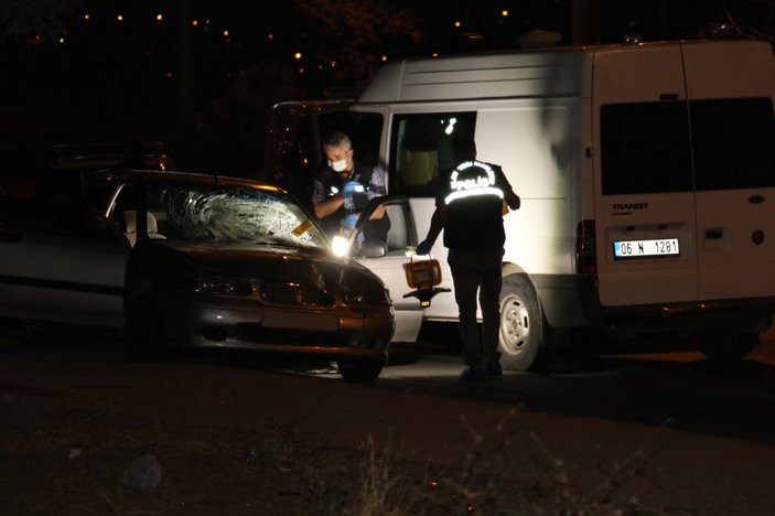 Ankara'da araçtan zorla indirilen kadın alkollü sürücünün çarpması sonucu öldü