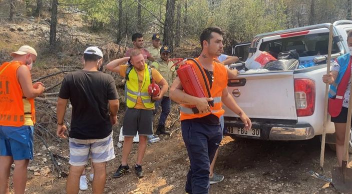 Furkan Kızılay sessiz kalmadı: Arkadaşlarını topladı, bölgeye gitti..