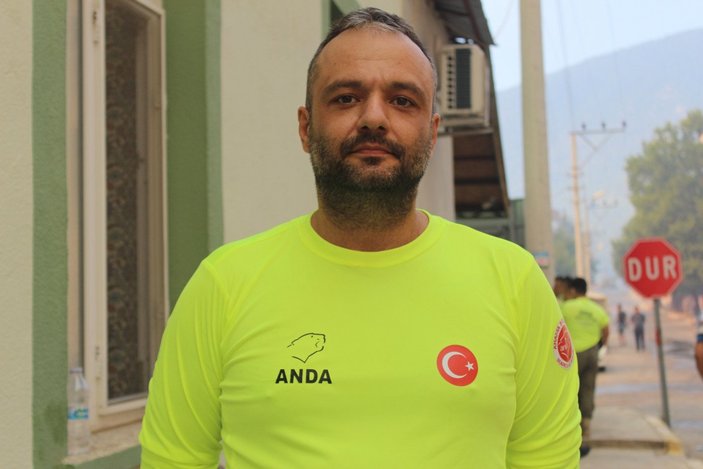 Gurbetçi itfaiyeci, Almanya’dan Antalya’ya gelerek gönüllü oldu