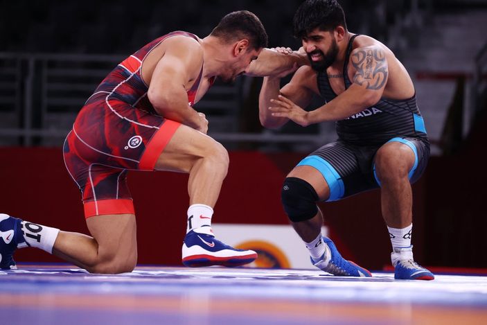 r Taha Akgül, bronz madalya maçına çıkmaya hak kazandı