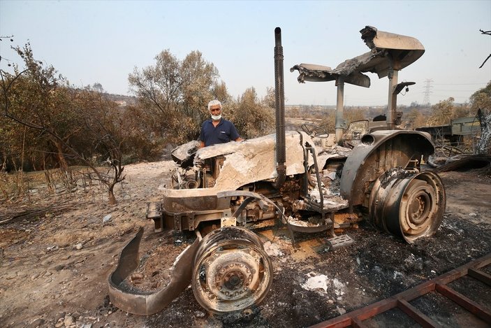 Manavgat'ta traktörü yanan çiftçiye devlet desteği