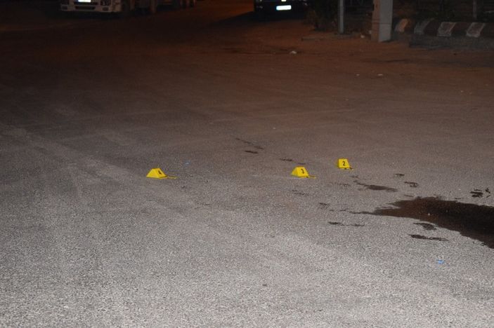 i Malatya’da laf atma kavgasında 2 kişi yaralandı