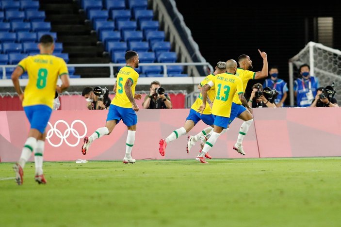 Tokyo 2020 futbol finalinde kazanan Brezilya