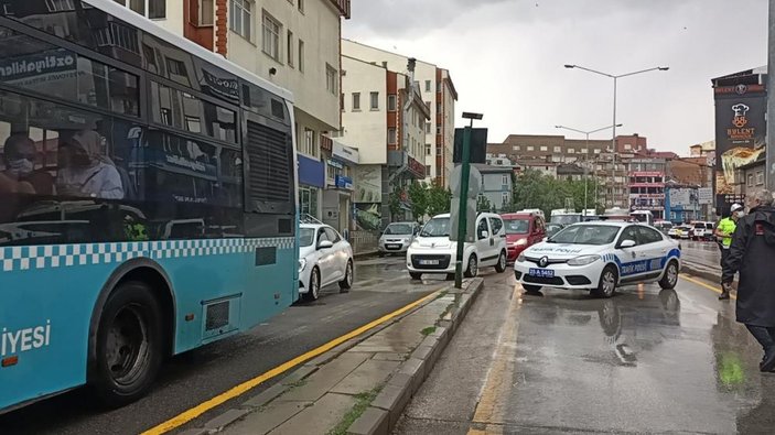 Erzurum'da sağanak yağış etkili oldu