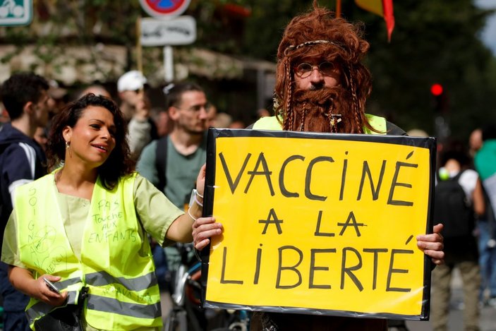 Fransa'da aşı yaptıranların sayısı yükseliyor