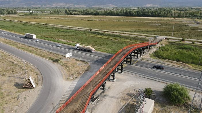 a Erzincan'da Ekolojik Üst Geçit, güvenli geçiş rotası oldu