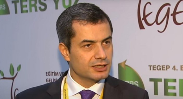 Mesleği bambaşka ama yüzü aynı! İşte Acun Ilıcalı'nın tek kardeşi...