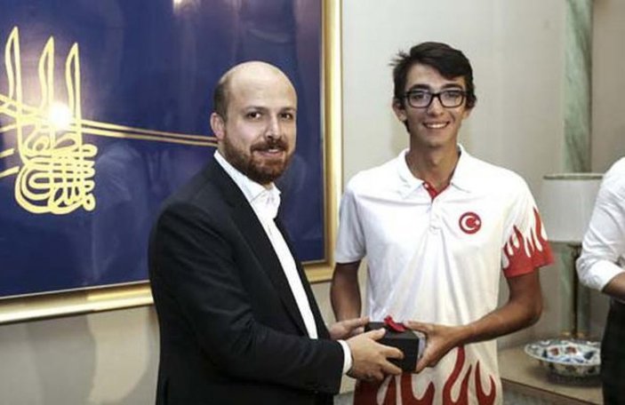Bilal Erdoğan: Mete Gazoz ile olimpiyatlarda yeni bir madalya kapısı aralandı