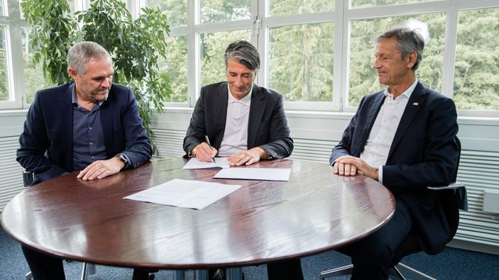 İsviçre'nin yeni teknik direktörü Murat Yakın