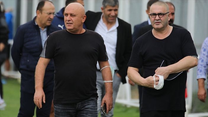 Şafak Sezer'den Sivasspor idmanını ziyaret