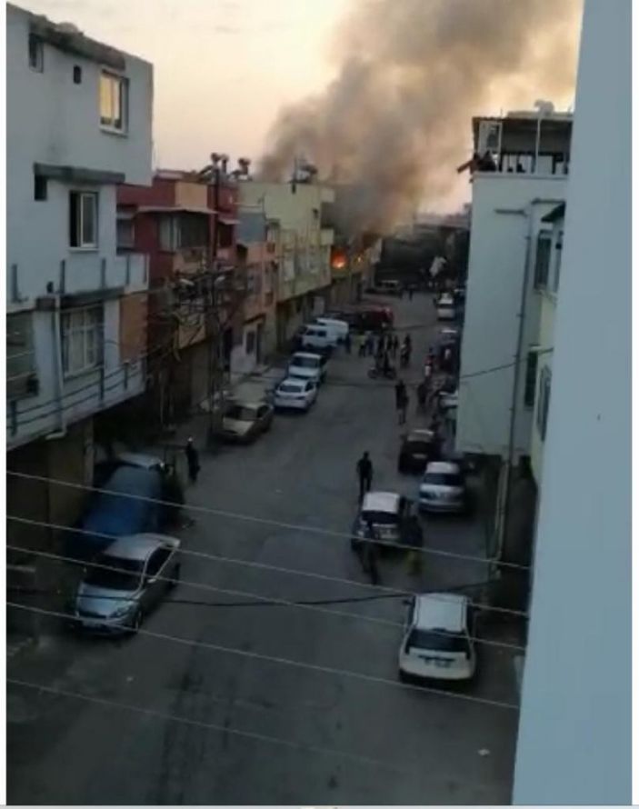 i Adana’da şalgam imalathanesinde yangın
