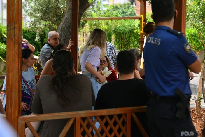 Adana’da binanın 13’üncü katında yangın çıktı