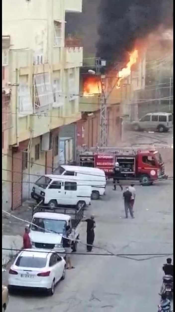 i Adana’da şalgam imalathanesinde yangın