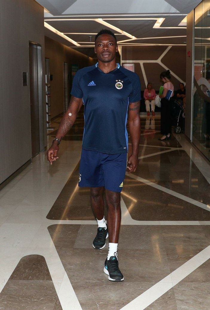 Carlos Kameni yeni takımını arıyor