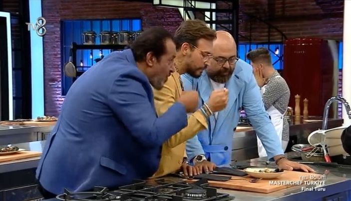 MasterChef ana kadroya kim girdi? 9 Ağustos 2021 MasterChef'te 7. önlüğü kazanan isim..