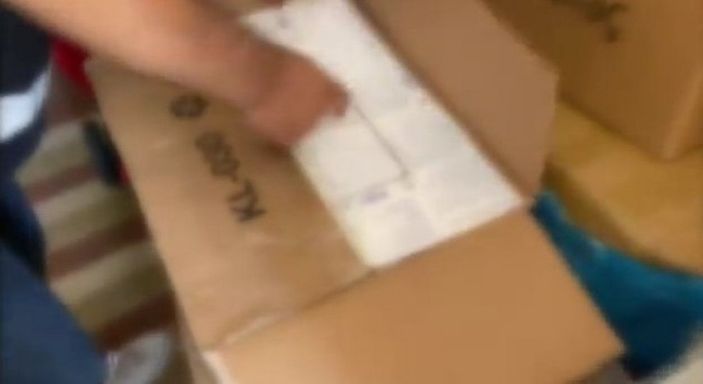 d İstanbul’da 6 buçuk milyon değerinde kaçak eşya ele geçirildi