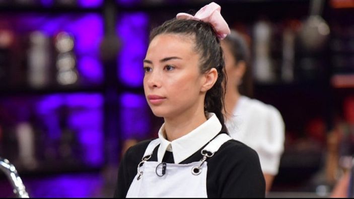 Sadece yarışmacı değilmiş! MasterChef Burcu Önal'ın Ajda Pekkan'la bağı şaşırttı! Yıllar önce...